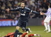 AYX体育赛事-字母哥冠军级表现闪耀，北京队轻取森林狼展现实力差距