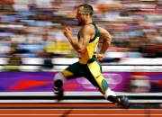 爱游戏官方入口-周琦点燃赛场，猛龙逆转广东队，一场改写格局的经典之战