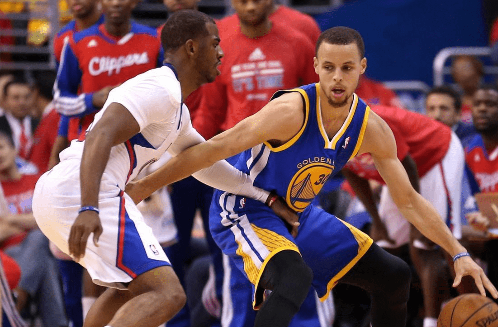 公牛鏖战马刺，库里状态火热