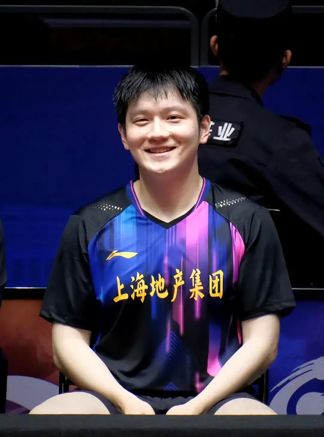 法国队力克日本队，樊振东统治全场