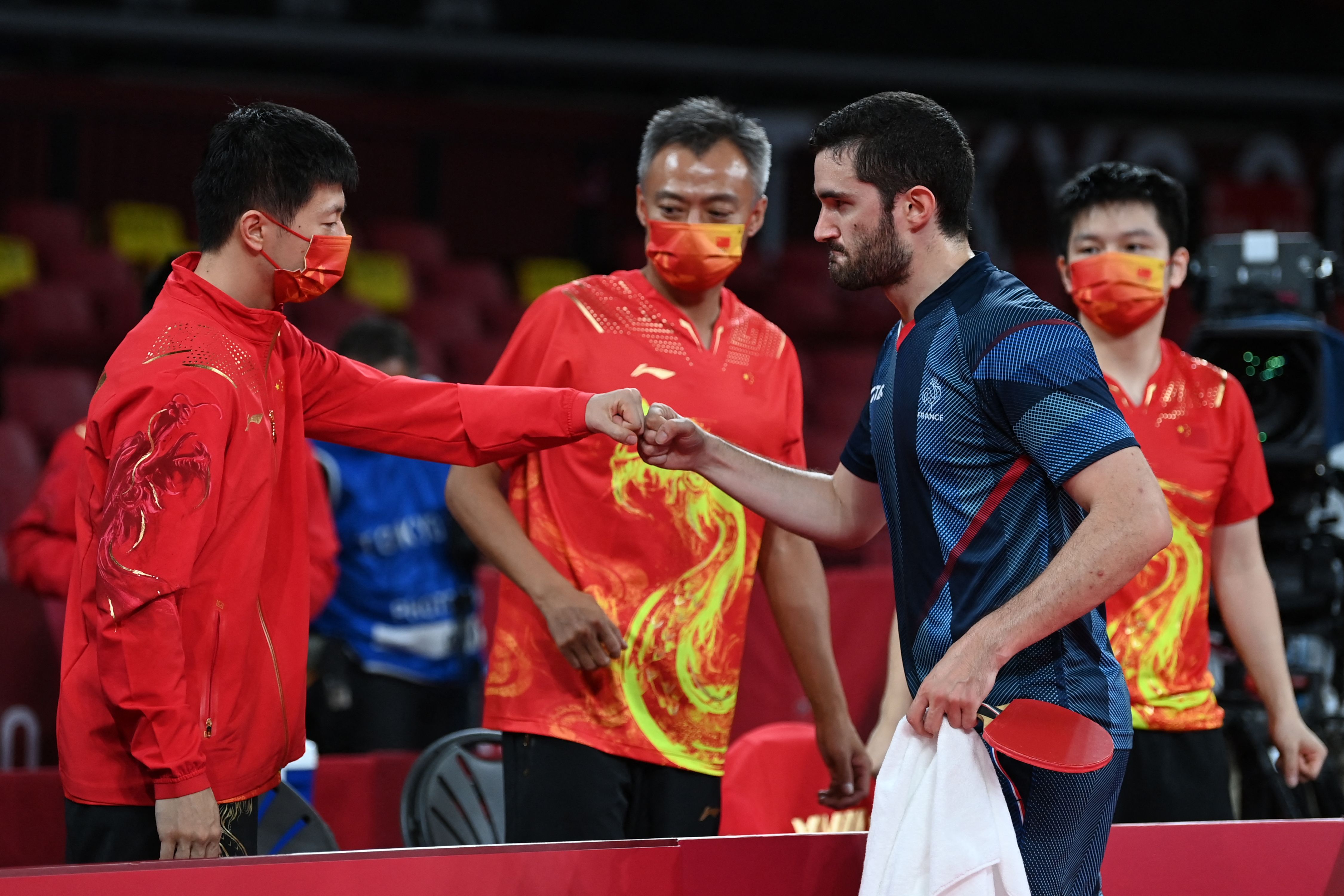 德国队鏖战葡萄牙队，马龙状态火热