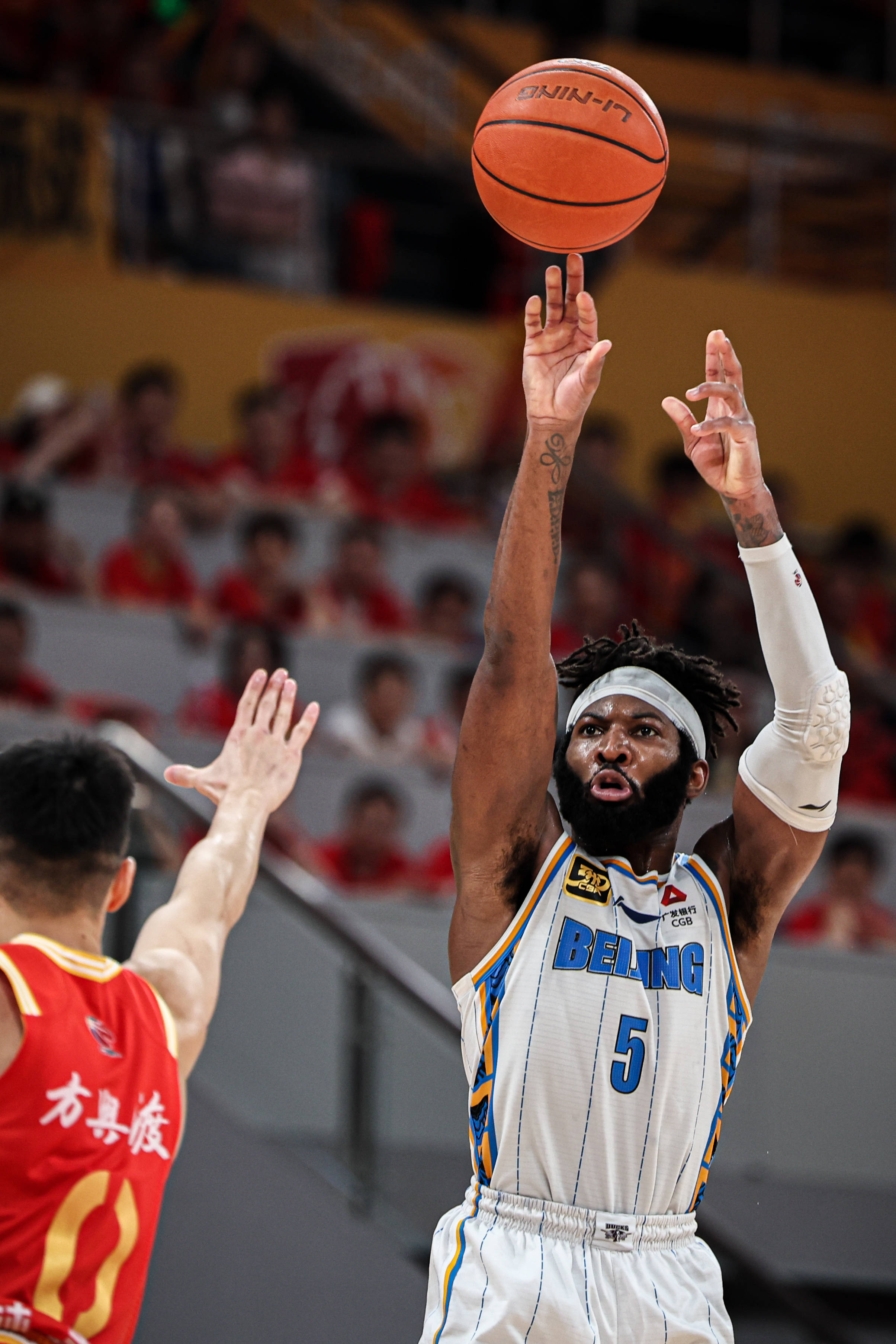 广西男篮在比赛中表现抢眼,高效进攻 广西男篮在比赛中表现抢眼,高效进攻