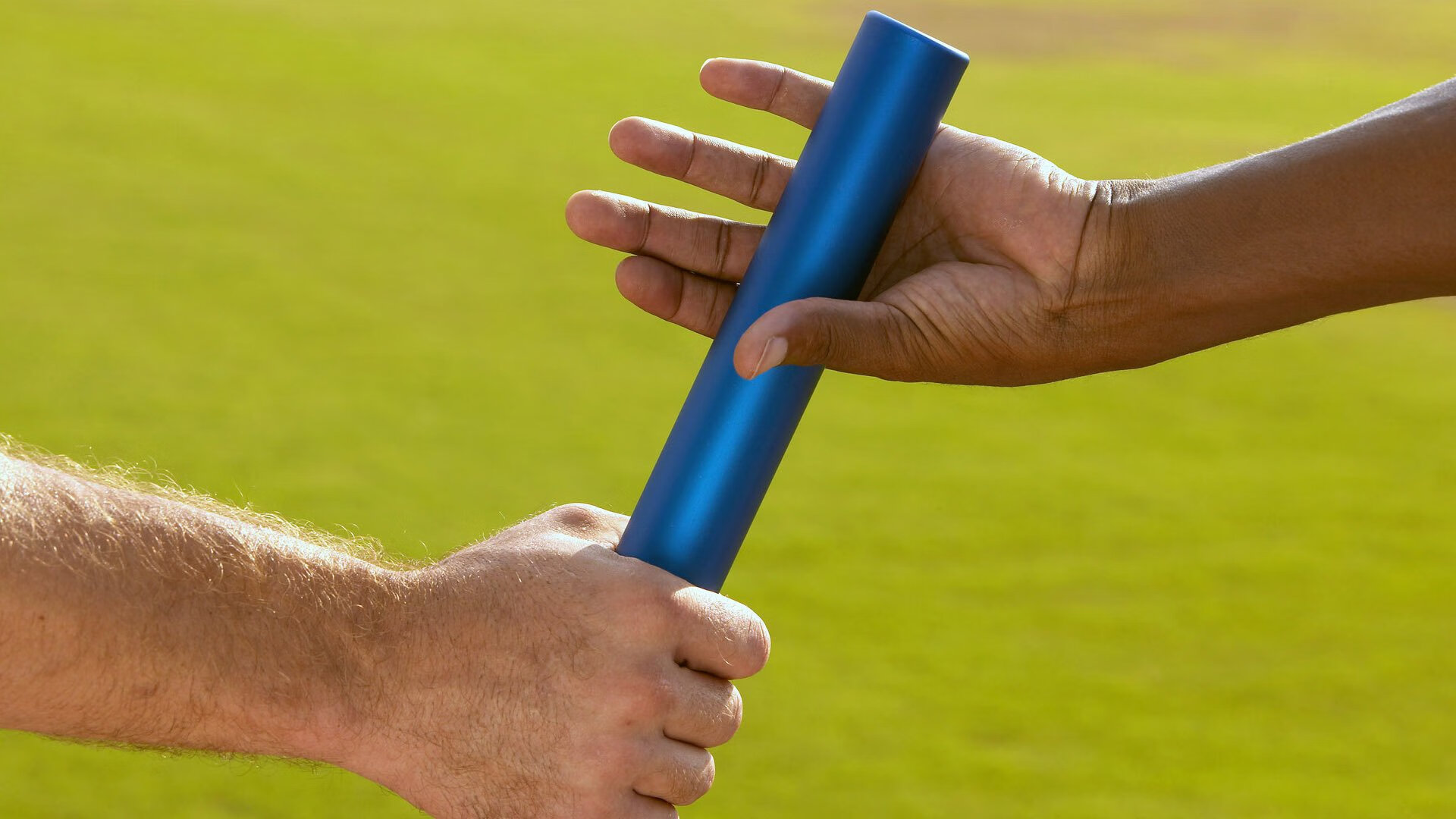 霍勒迪独舞双城记,在活塞与广东的焦点战中,他如何重新定义证明自己