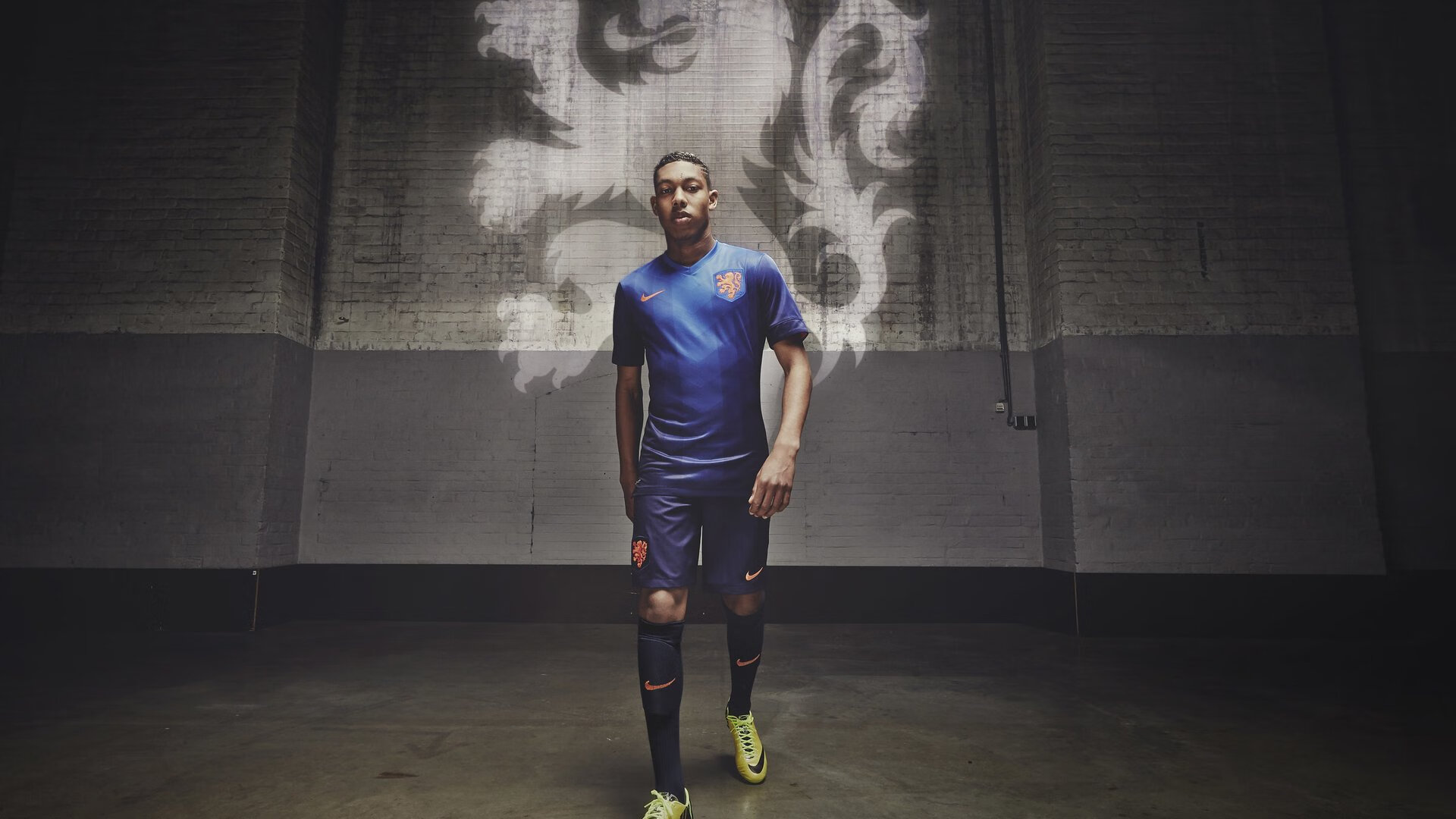 绿茵场与硬木地板的交响，当德甲争冠战遇见步行者一波流带走勇士