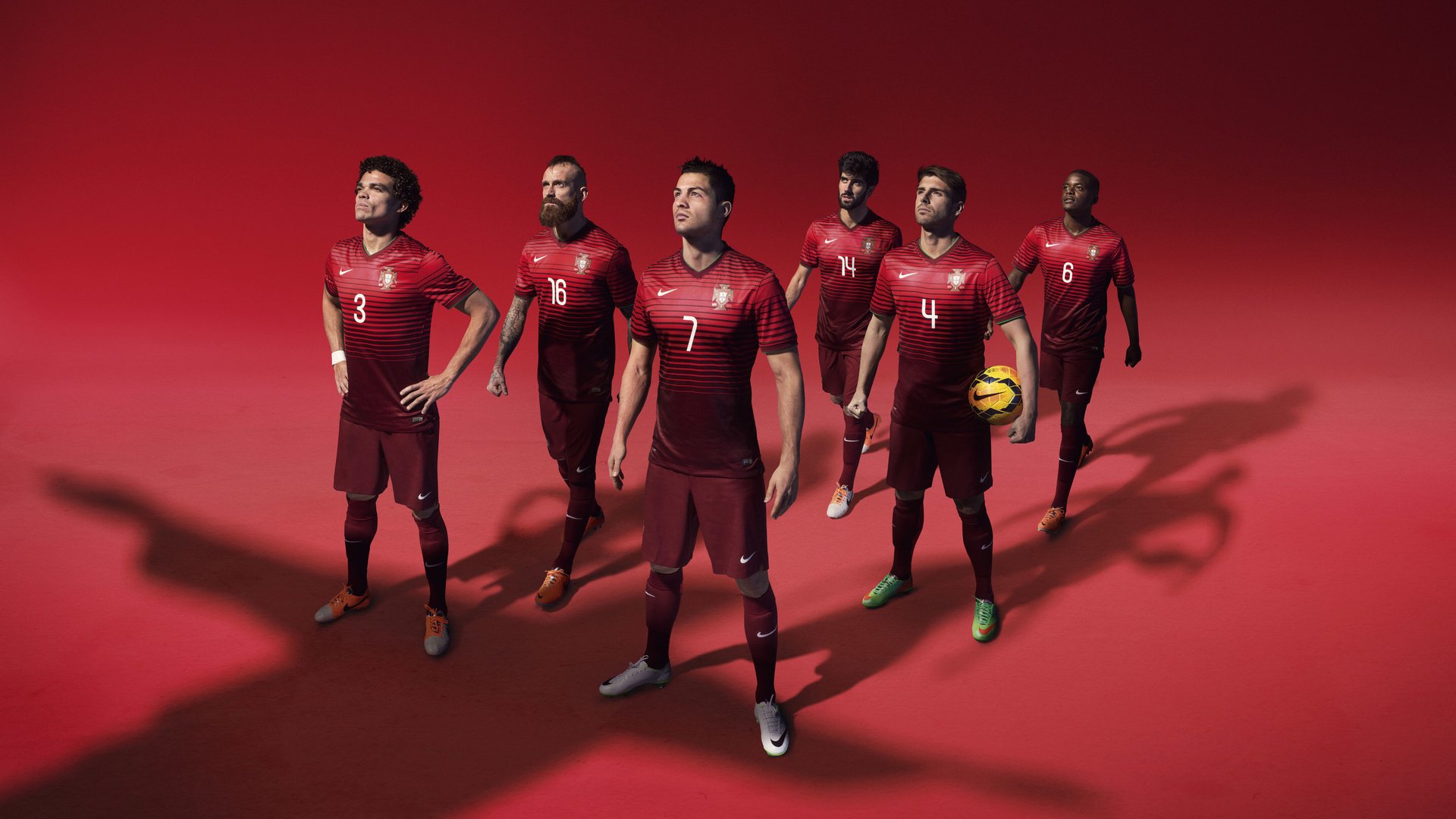 迪亚斯终场绝杀!阿尔及利亚压哨奇迹,比利亚雷亚尔饮恨绿茵场